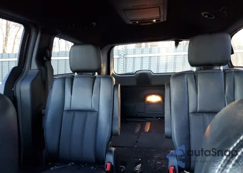 2016 Chrysler Town & Country S from USA, damaged, VIN 2C4RC1HG3GR133602